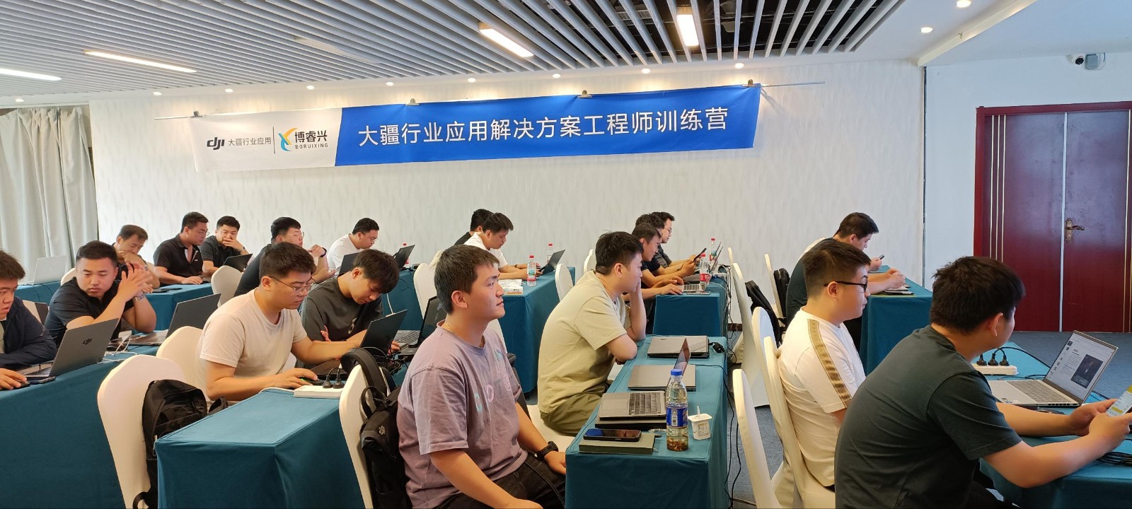69aef72ff24745df5cc0673e590d9850_origin(1).jpg